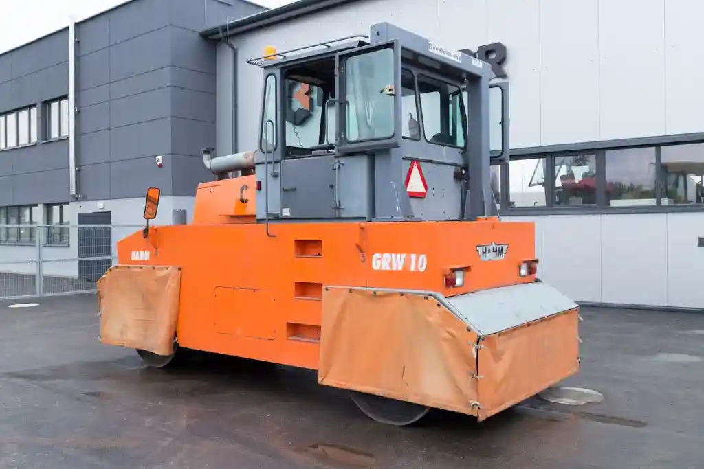 Machine de construction 8